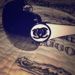 Authentic CHANEL Sunglasses 💯😎