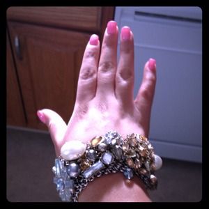 Reserved until Friday🎈🎁🎉Host Pick 1-25-14🎈🎉