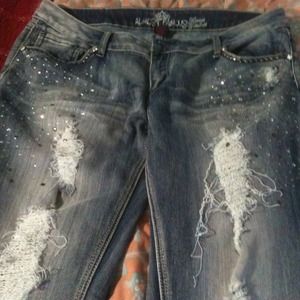 Distressed Skinny
