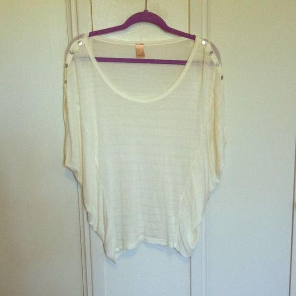 White Short Sleeve Shirt w/ Buttons