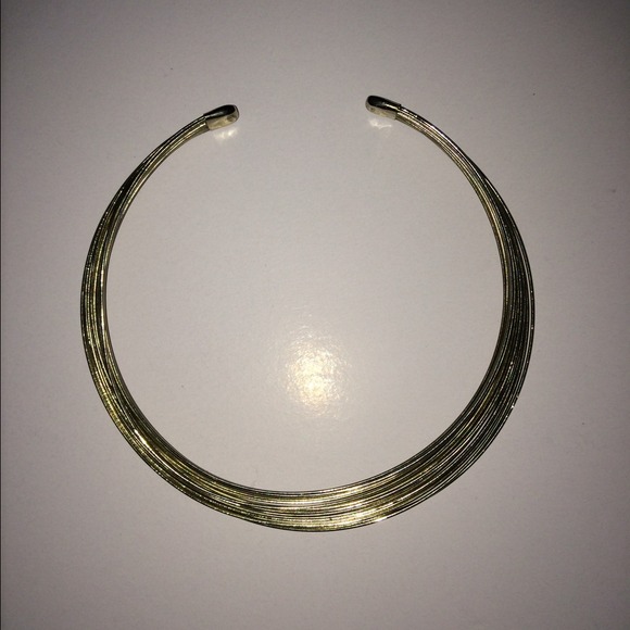 🚫SOLD🚫Gold choker/collar necklace