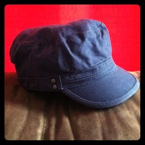 Blue hat H&M