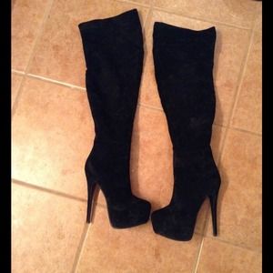Black Thigh High Boots!