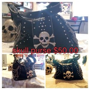 Skull purse