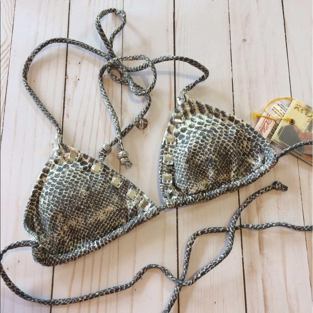 2CHILLIES Snakeskin Jeweled Sliding Tri Bikini Top - Picture 5 of 9