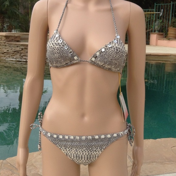 2Chillies Other - 2CHILLIES Snakeskin Jeweled Sliding Tri Bikini Top