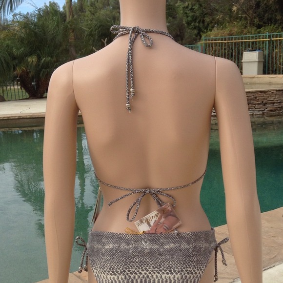2CHILLIES Snakeskin Jeweled Sliding Tri Bikini Top - Picture 4 of 9