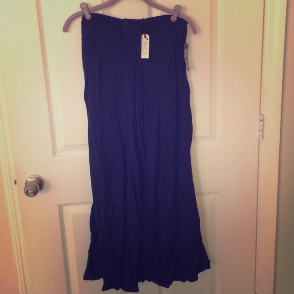 NWT textile by Elizabeth and James maxi skirt