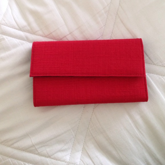 Red wallet