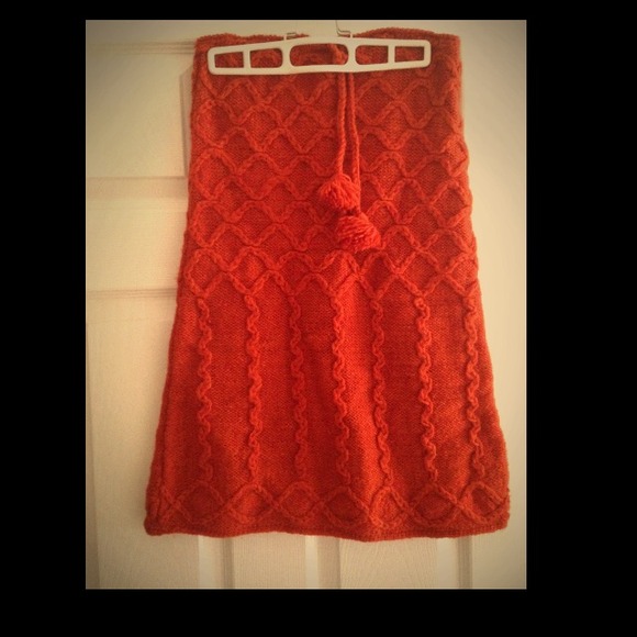 boutique skirt worn once. Fall ready🍂🍁 Thanksgiving! - Picture 2 of 2