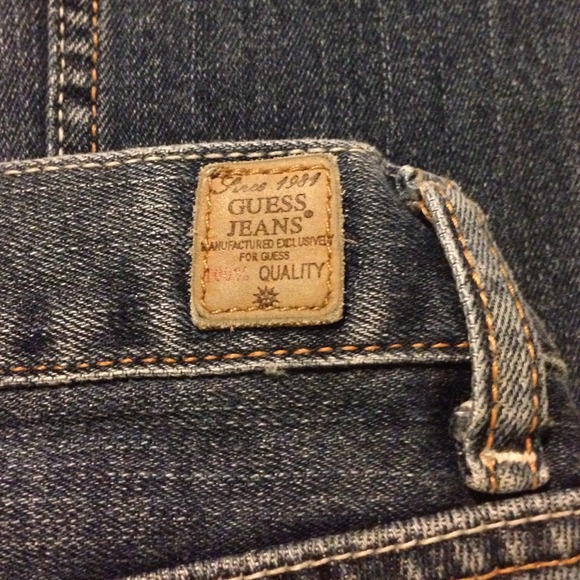 Guess Jeans - Picture 2 of 4