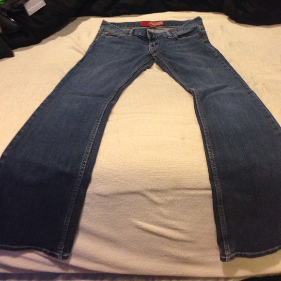 Guess Jeans - Picture 4 of 4