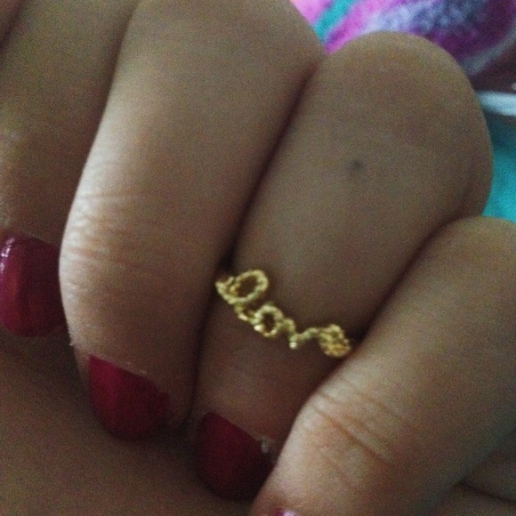LOVE Gold tone midi ring - Picture 2 of 2