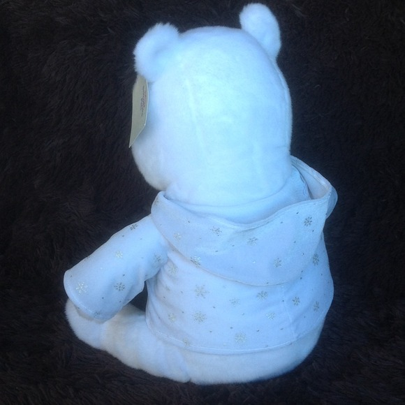 Disney Snowflake Pals ❄️ Winnie the Pooh Plush Toy - Picture 3 of 3