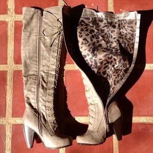 Boots Wow! Leopard Fleece Lined