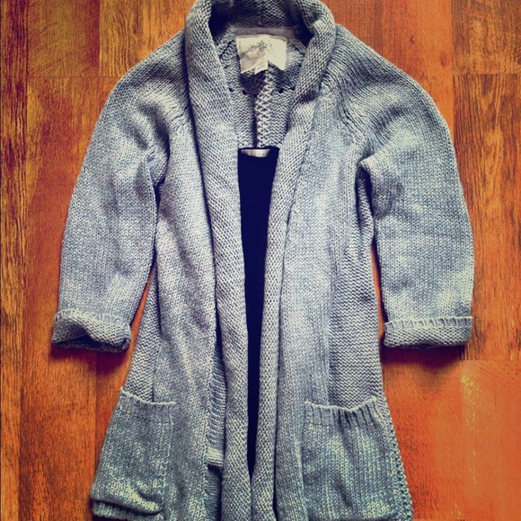 ANTHROPOLOGIE (Angel of the North) Cardigan