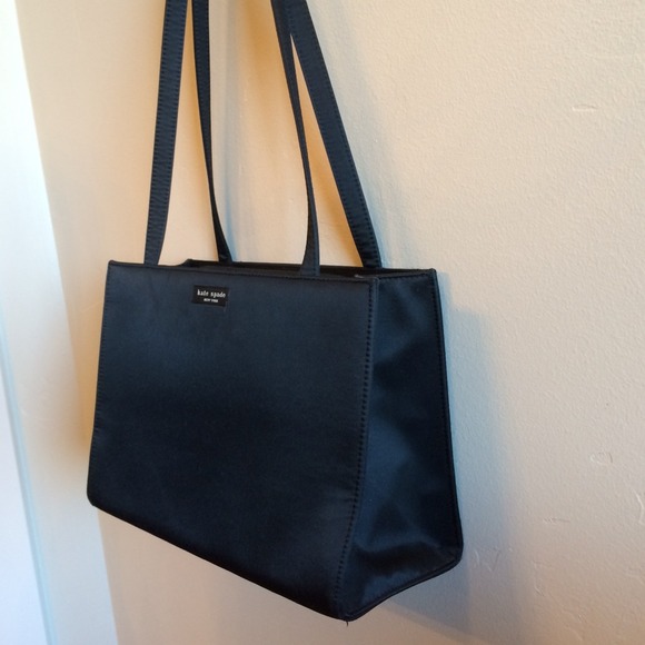 Classic Kate Spade Nylon Shoulder Bag - Picture 4 of 4