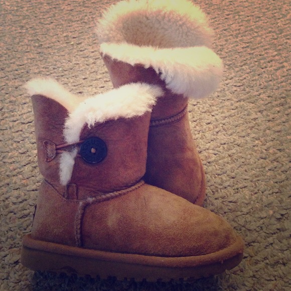 Kids uggs
