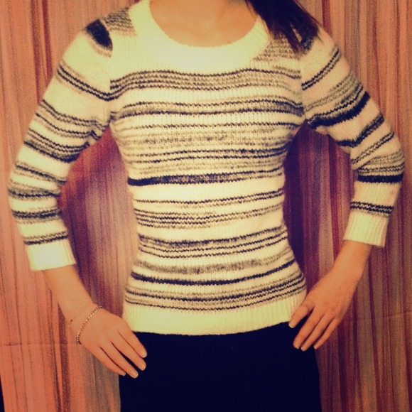Old navy black and white striped sweater