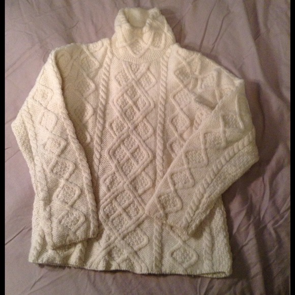 100% Wool Sweater Irish Fisherman Style.