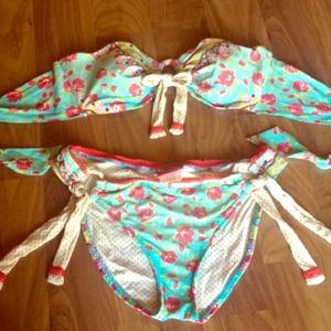 Betsey Johnson Bikini S