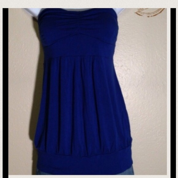 Blue strapless top