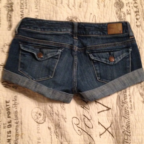 Sold.   American Eagle shorts