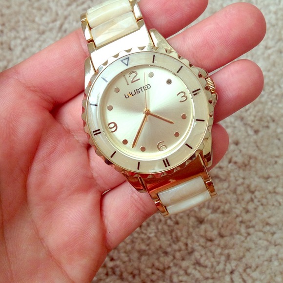 📍SOLD📍Watch from Macys
