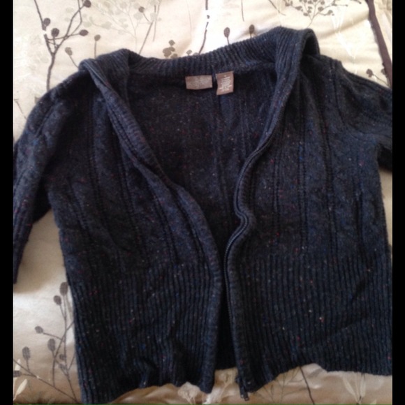 Cute Cropped Black/Speckled Zip-up Sweater