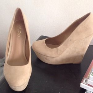 Aldo wedges