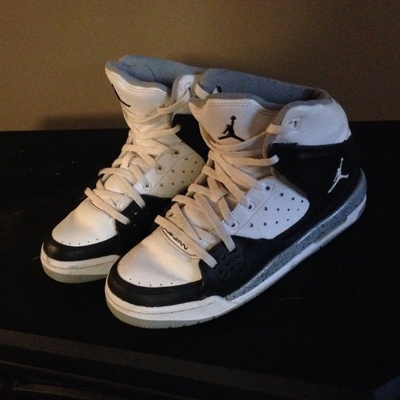 Jordan's b/a kids 6.5