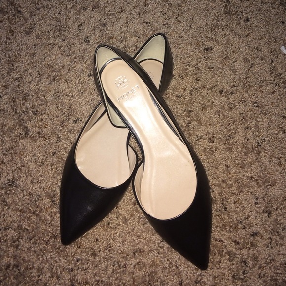 ❌SOLD IN BUNDLE❌ Black Leather Monet flats
