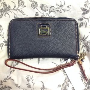 NWT Dooney & Bourke wallet.