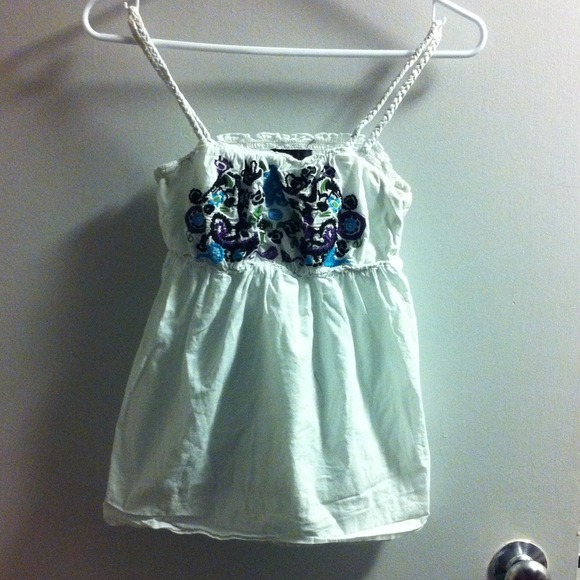 Patterned white tank blouse