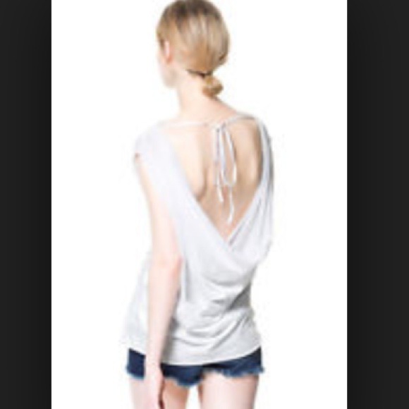 🚫SOLD🚫Zara drape low back tee