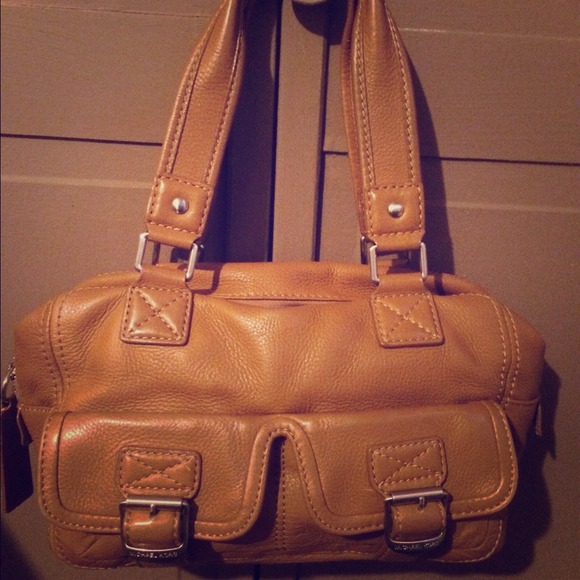 Michael Kors Medium Top-Zip Tote