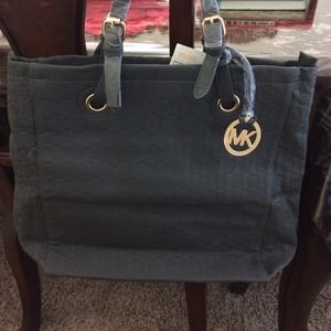 🚫Reserved!!🚫 @dawn2210