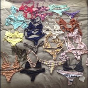 Acacia Collection