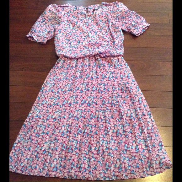 jI Petites Dresses & Skirts - Vintage 80's fabulousness! Yes, please!!