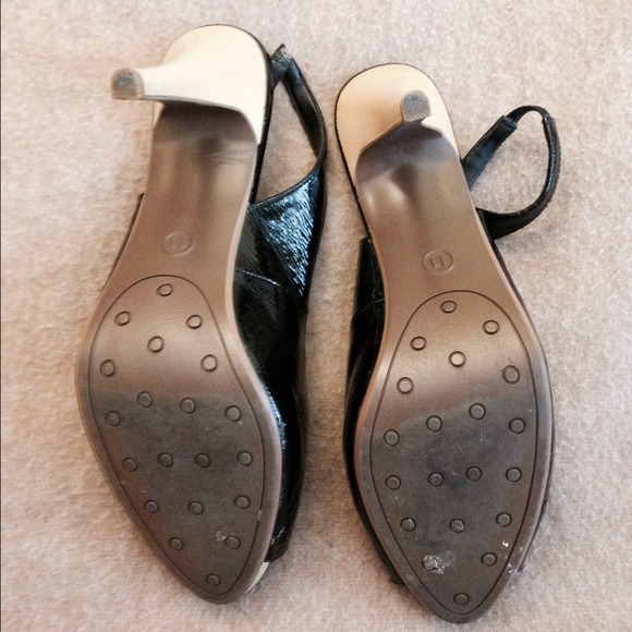 Heels - Picture 3 of 4