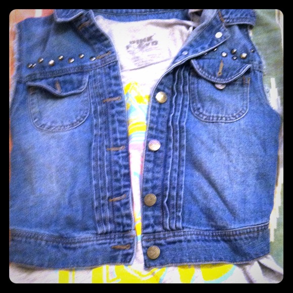 Denim vest - Picture 1 of 2