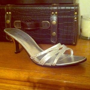 Sparkly Silver Heels sz 10/11