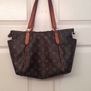 🚫SOLD🚫 100% authentic Louis Vuitton purse