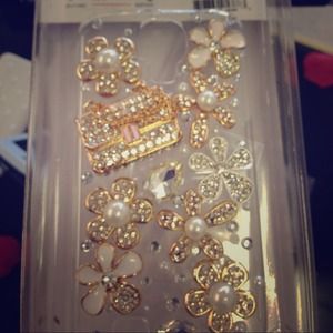 Blinged out Samsung Galaxy S4 phone case
