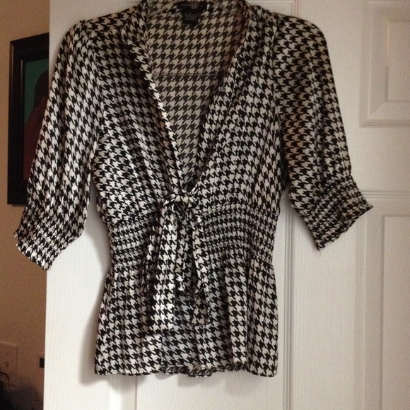 BCBG blouse