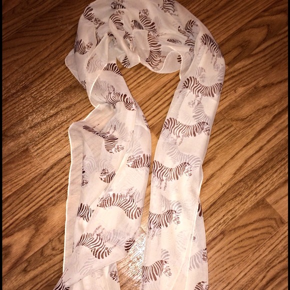 Scarf - Picture 2 of 2