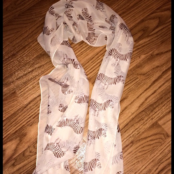 Scarf - Picture 2 of 2
