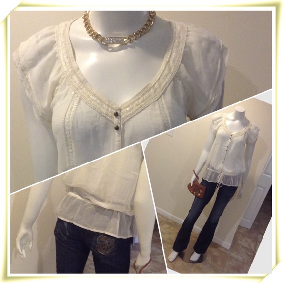 Sheer lace blouse 🙈👚🙊