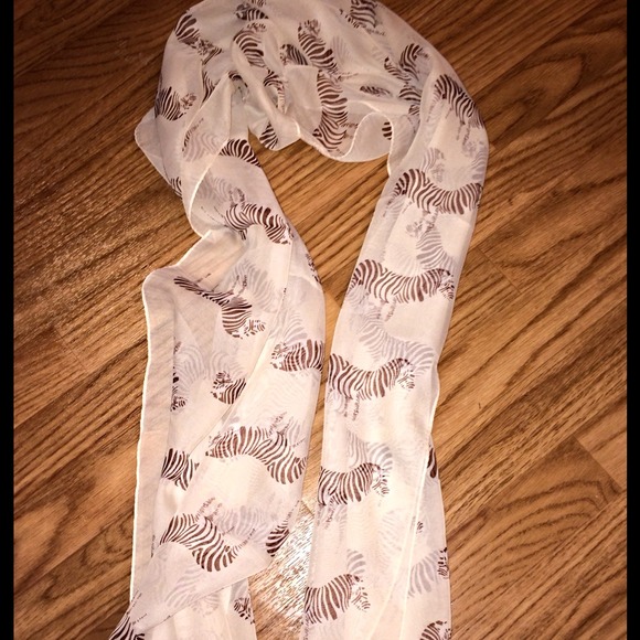 Scarf - Picture 2 of 2