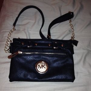 MK purse
